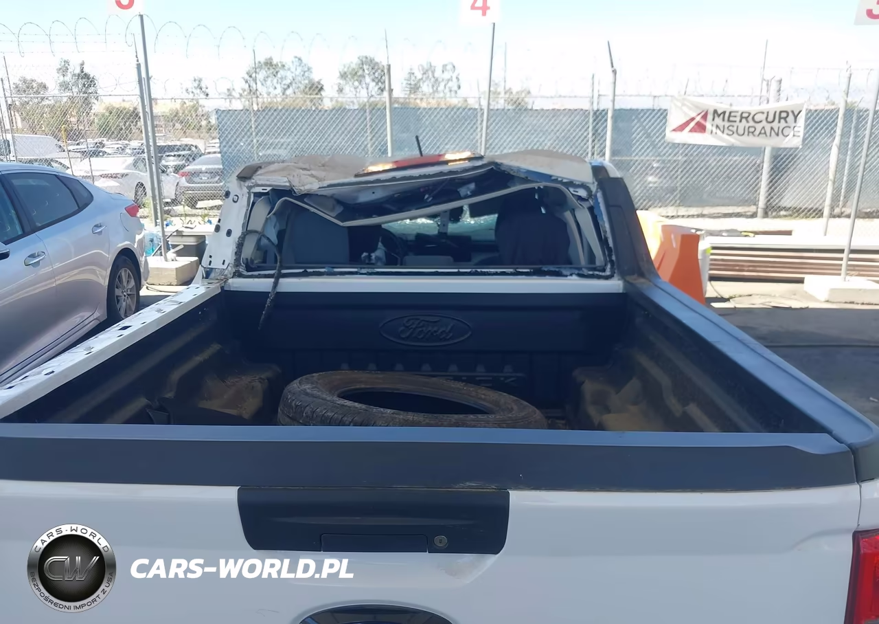 2025 Ford Maverick Xlt VIN:3FTTW8H32SRA94927 - 19