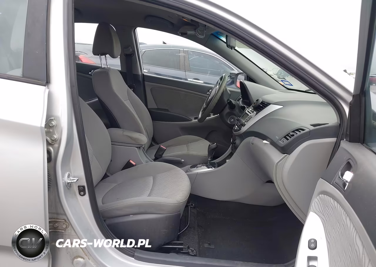 2012 Hyundai Accent Gls VIN:KMHCU4AE0CU235915 - 5
