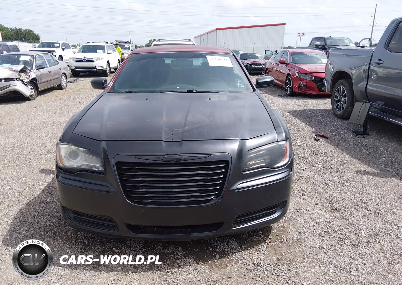 2014 Chrysler 300 VIN:2C3CCAAG9EH262984 - 6