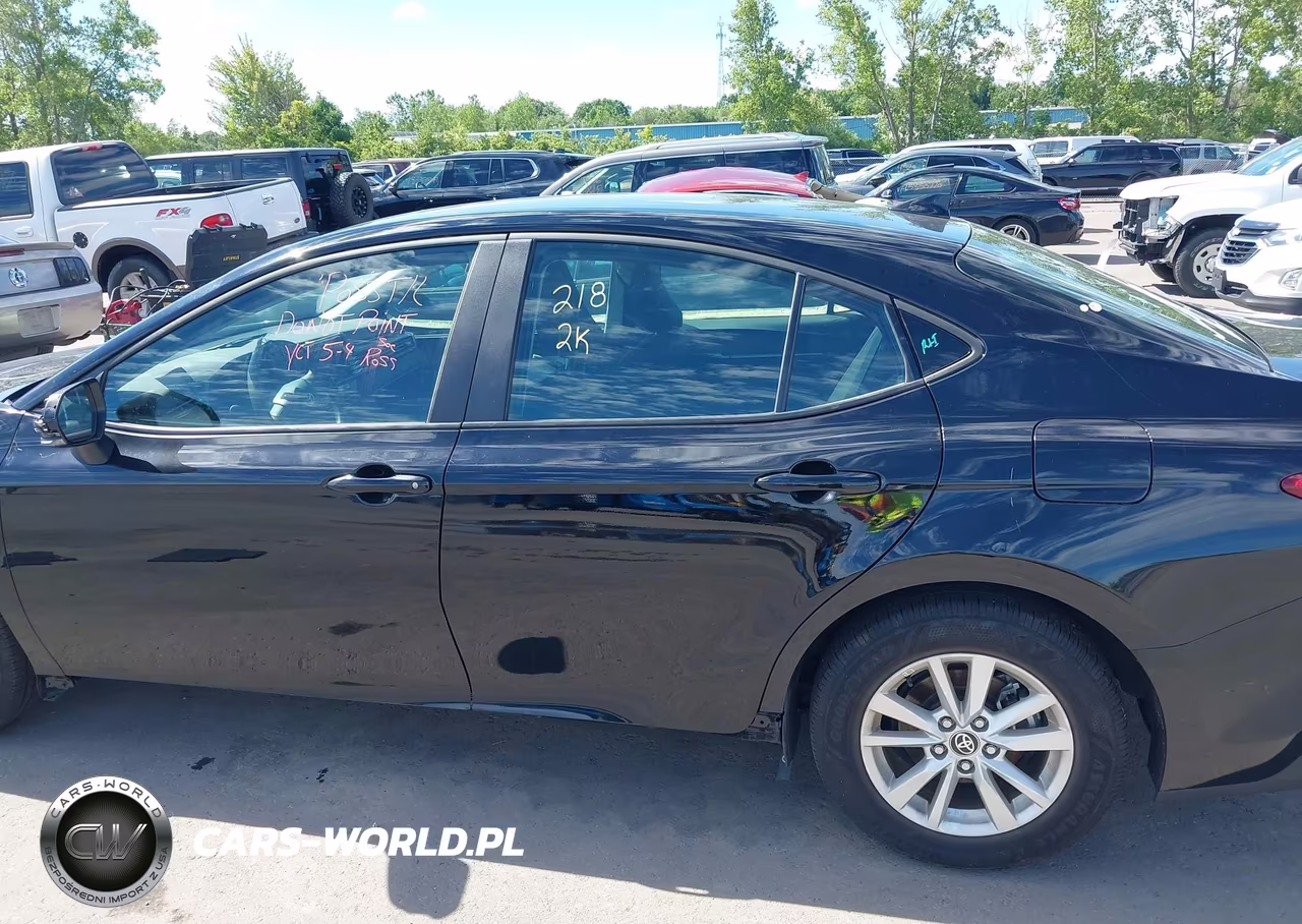 2025 Toyota Camry Le VIN:4T1DAACK7SU091695 - 15