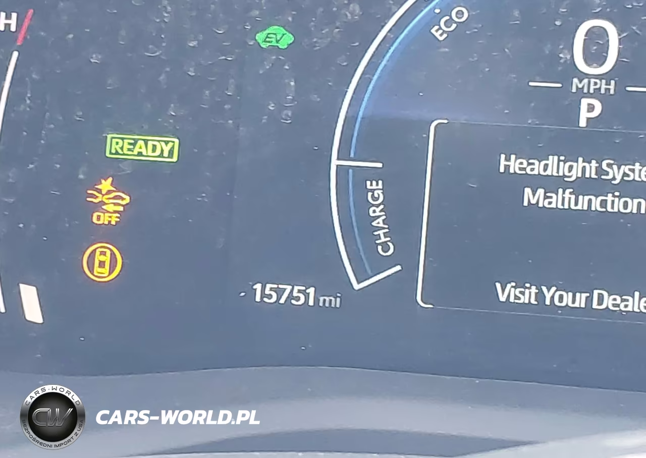 2025 Toyota Camry Le VIN:4T1DAACK7SU091695 - 16
