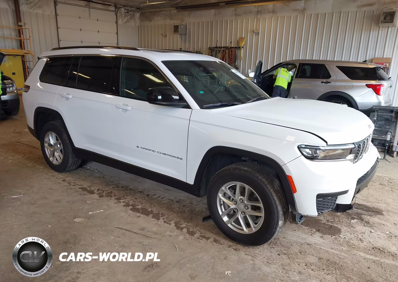 2024 Jeep Grand Cherokee L Laredo X 4X4 – zdjęcie 1 z 16