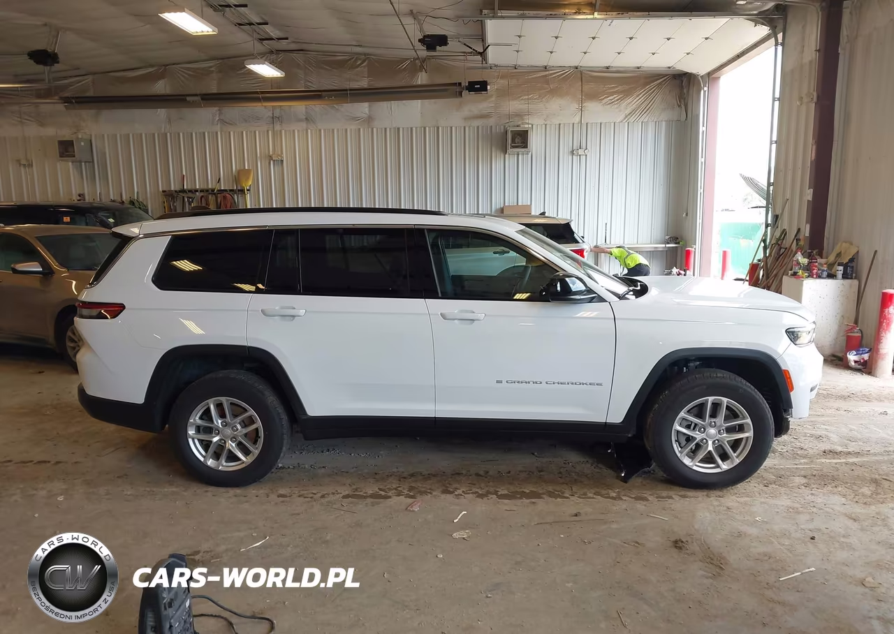 2024 Jeep Grand Cherokee L Laredo X 4X4 VIN:1C4RJKAG0R8564595 - 13