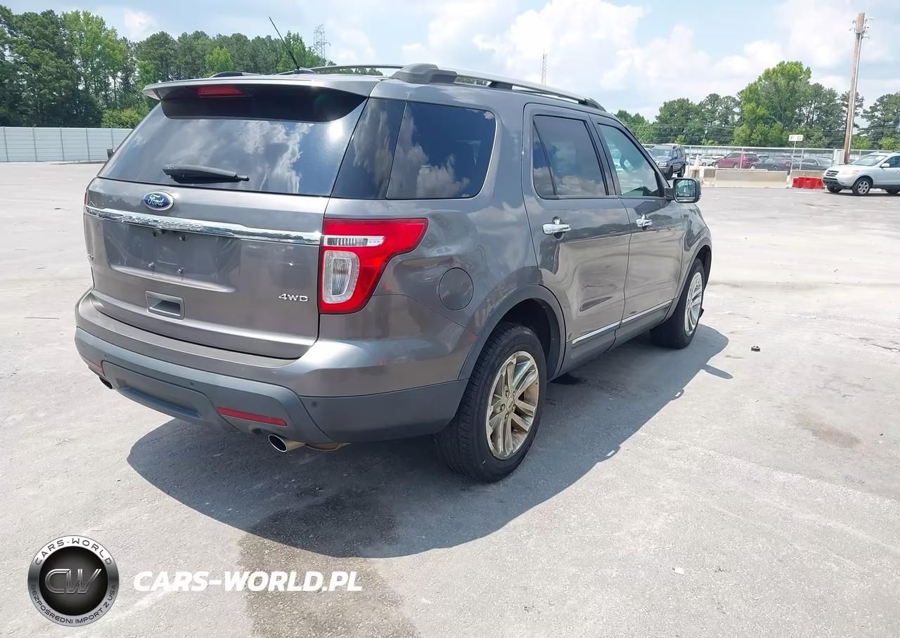 2012 Ford Explorer Xlt VIN:1FMHK8D82CGA42995 - 4