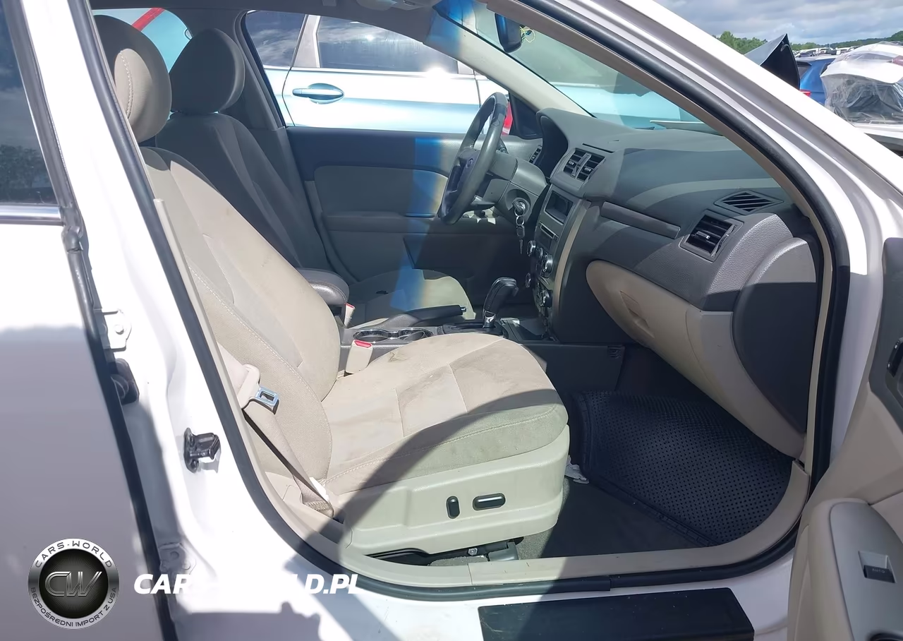 2011 Ford Fusion Hybrid VIN:3FADP0L36BR124009 - 5