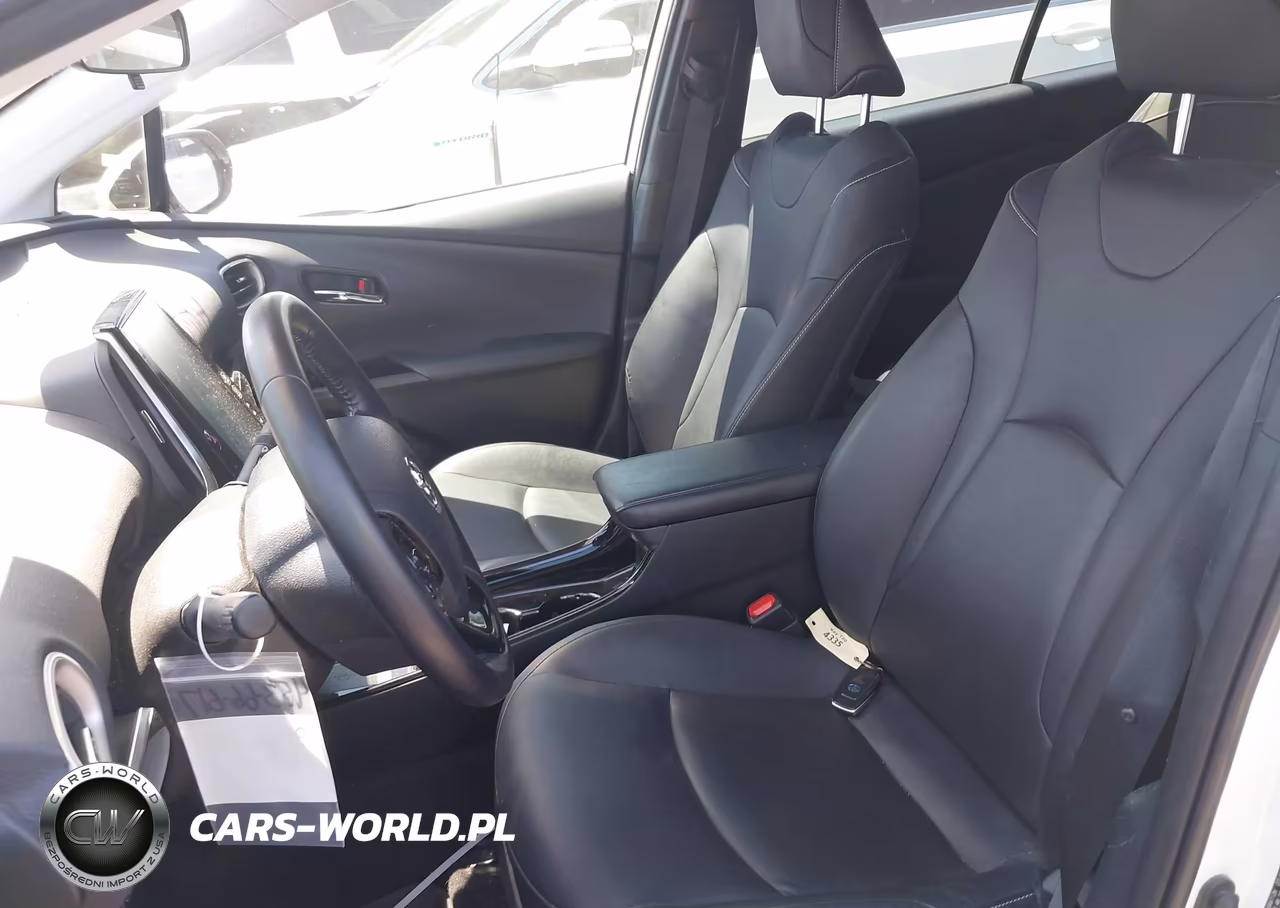 2020 Toyota Prius Prime Xle VIN:JTDKARFP2L3131433 - 19