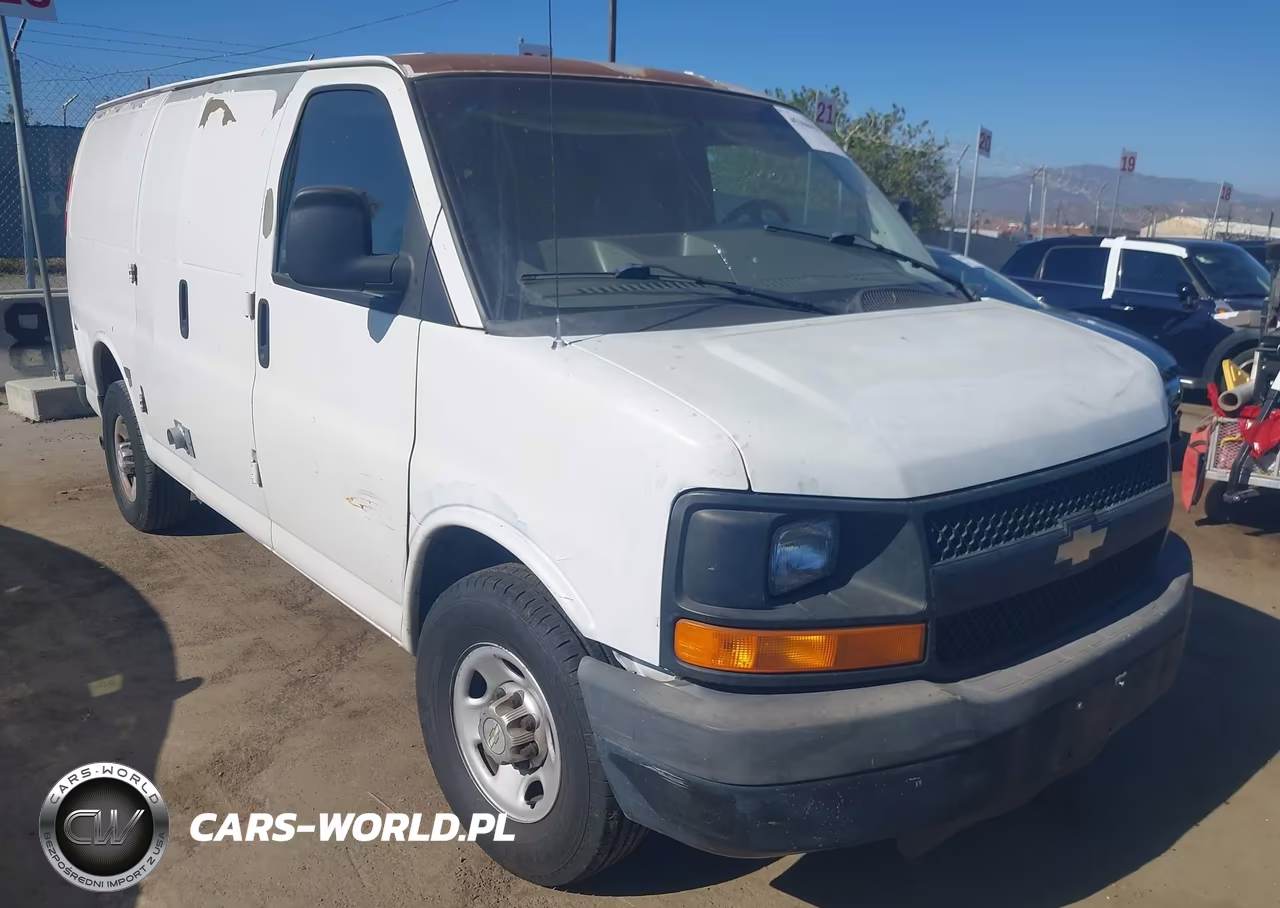 2010 Chevrolet Express 2500 Work Van
