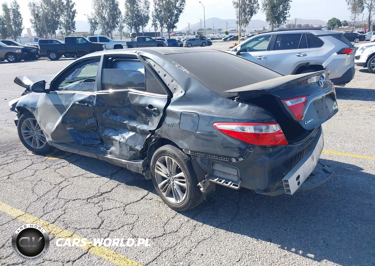 2016 Toyota Camry Se VIN:4T1BF1FKXGU555381 - 3