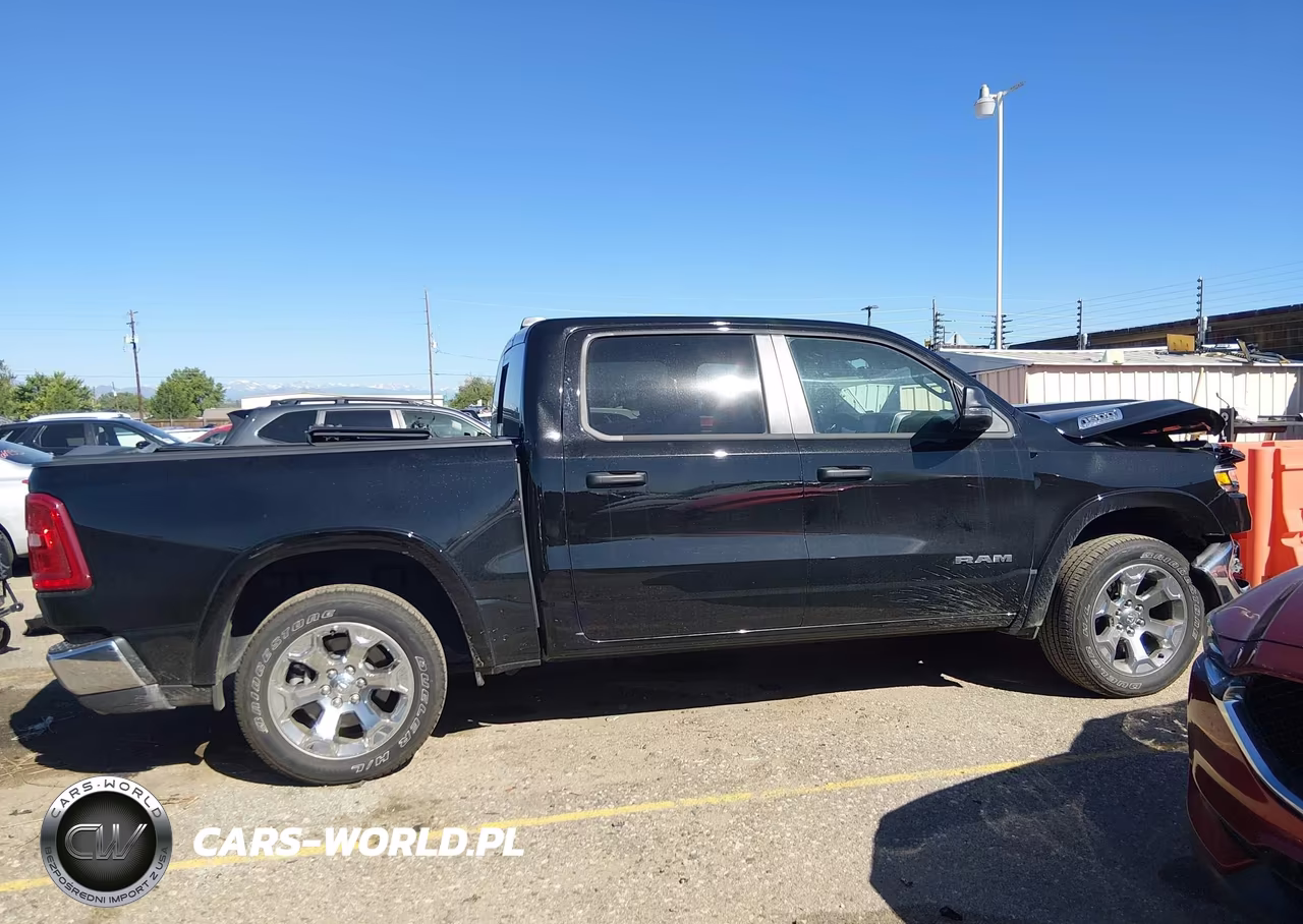 2026 Ram 1500 Big Horn 4X4 5'7 Box VIN:1C6SRFFPXTN162982 - 13