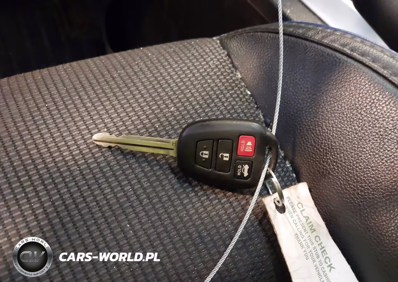 2017 Toyota Corolla Se VIN:5YFBURHE6HP628910 - 11