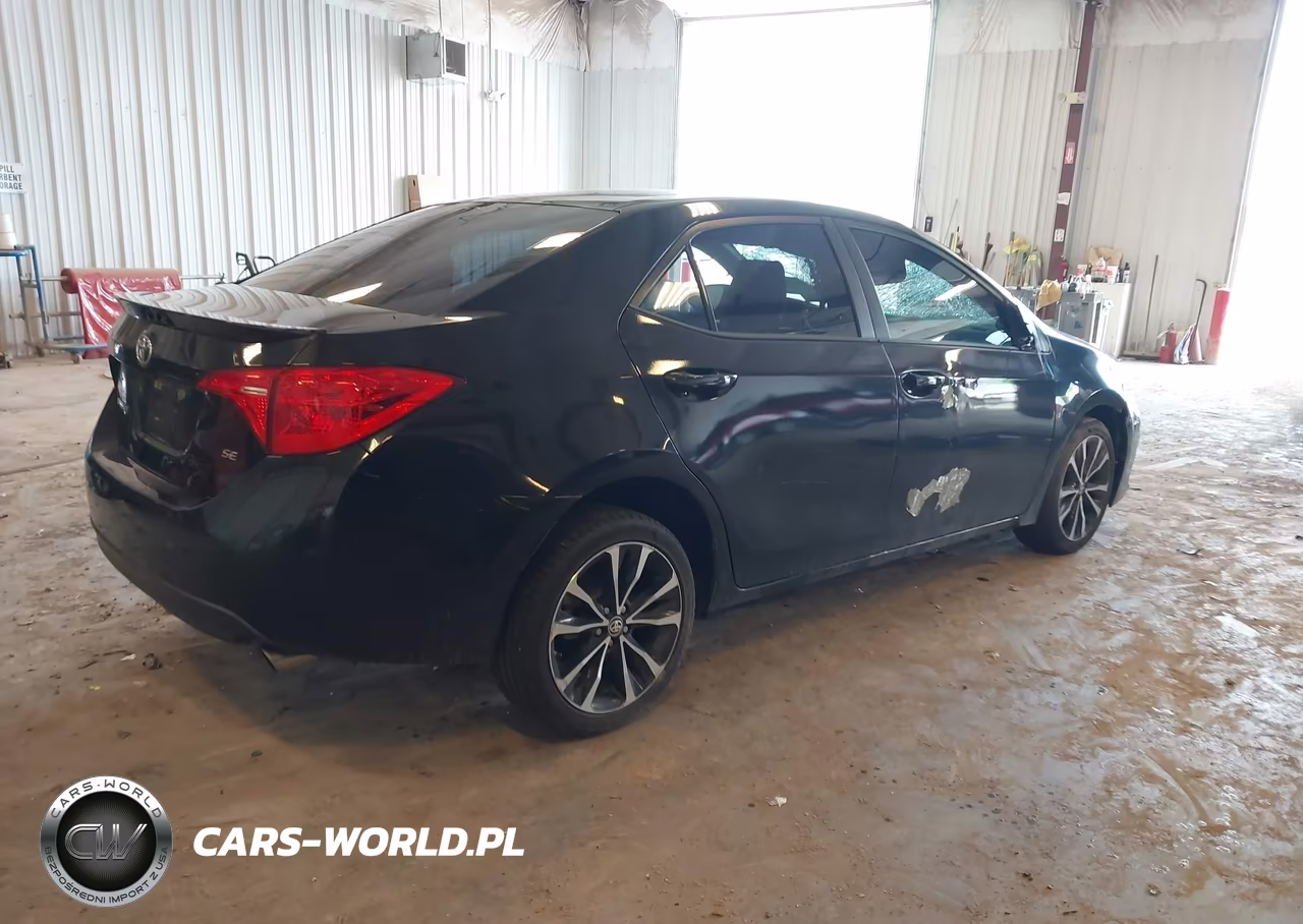 2017 Toyota Corolla Se VIN:5YFBURHE6HP628910 - 4