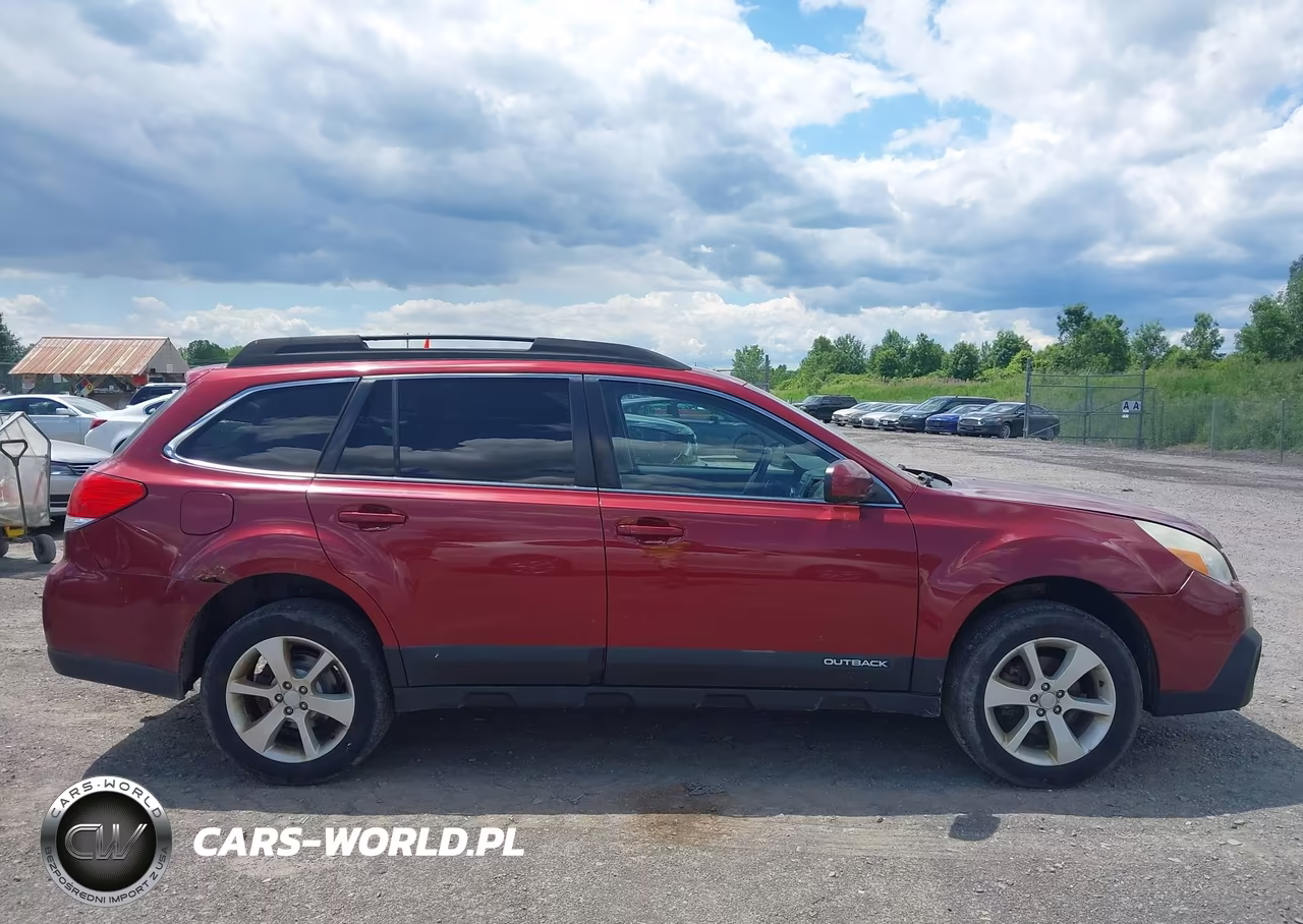 2014 Subaru Outback 2.5I Premium VIN:4S4BRBCC4E3202356 - 13