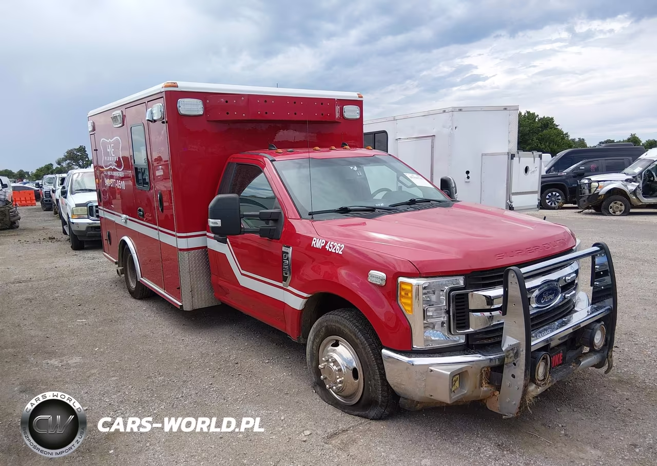 2018 Ford F-350 Chassis Xlt