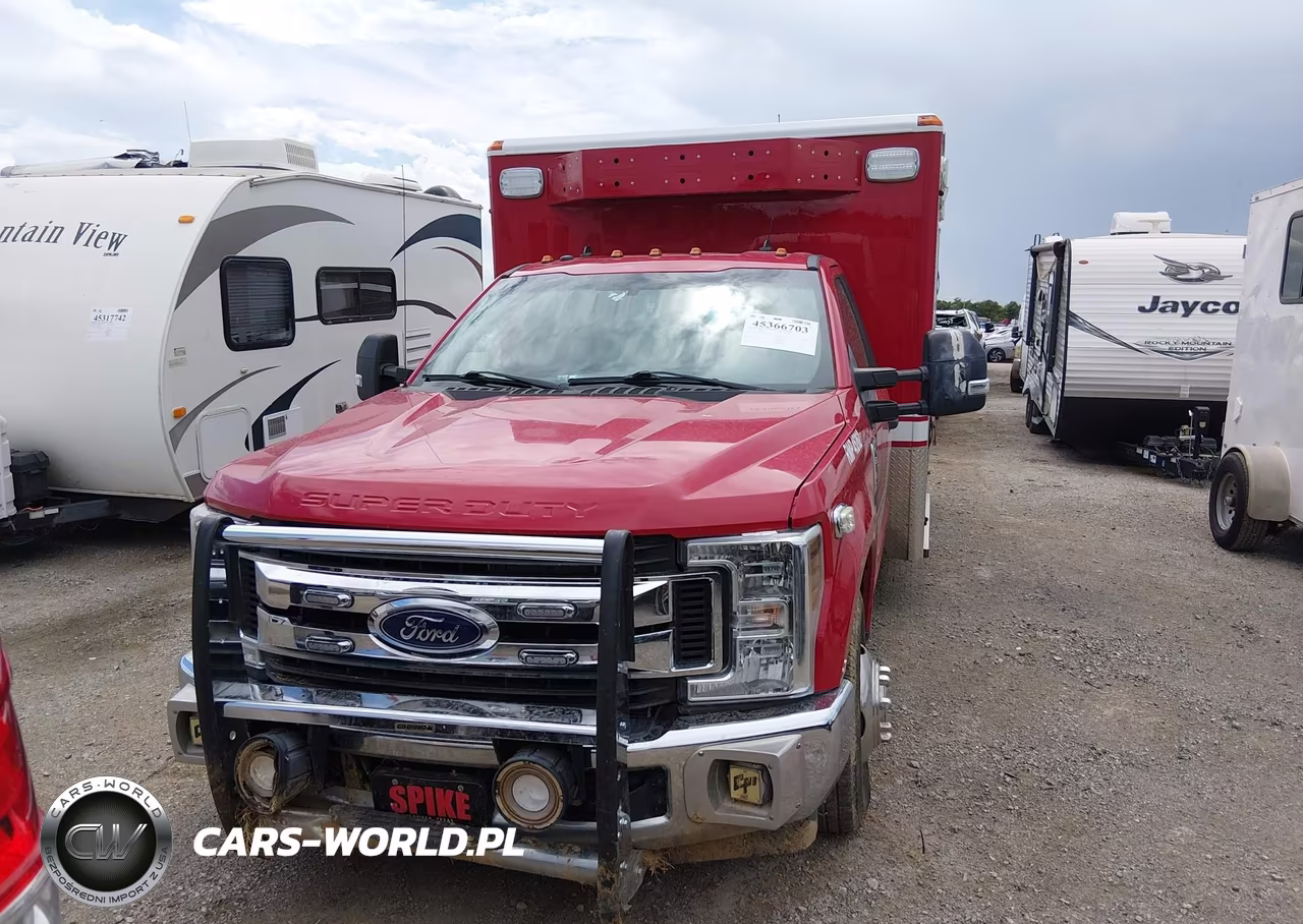 2018 Ford F-350 Chassis Xlt VIN:1FDRF3GT2JEB84980 - 12