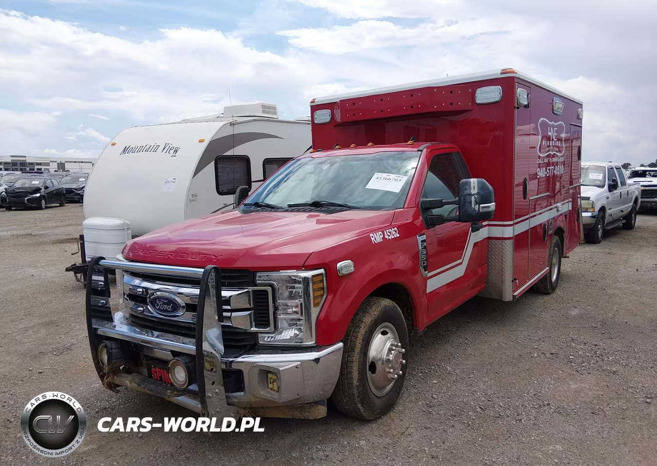 2018 Ford F-350 Chassis Xlt VIN:1FDRF3GT2JEB84980 - 2