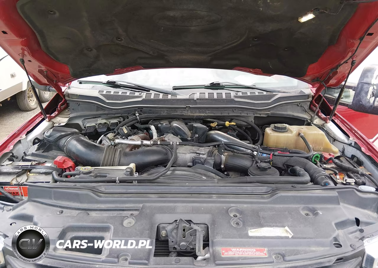 2018 Ford F-350 Chassis Xlt VIN:1FDRF3GT2JEB84980 - 9