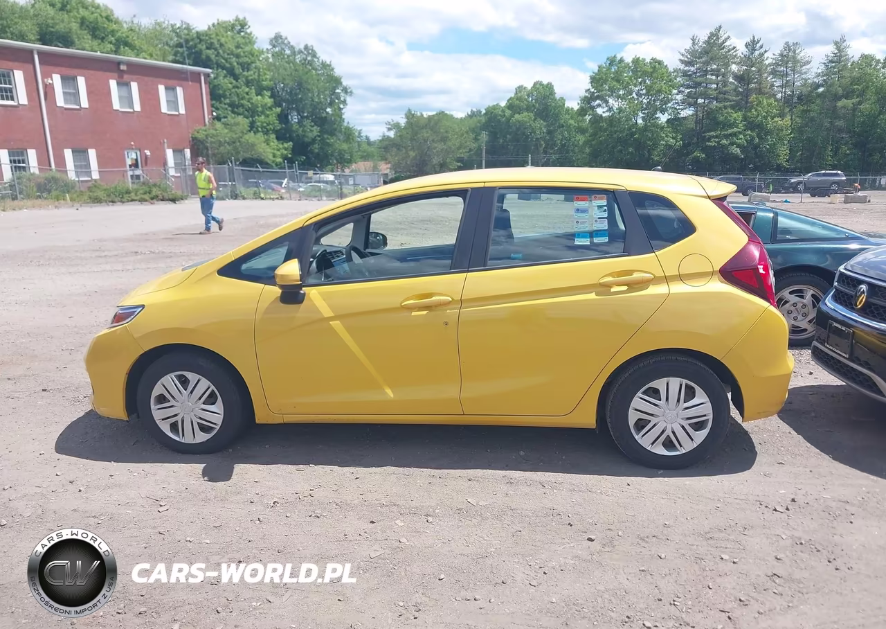 2018 Honda Fit Lx VIN:3HGGK5G45JM712146 - 14