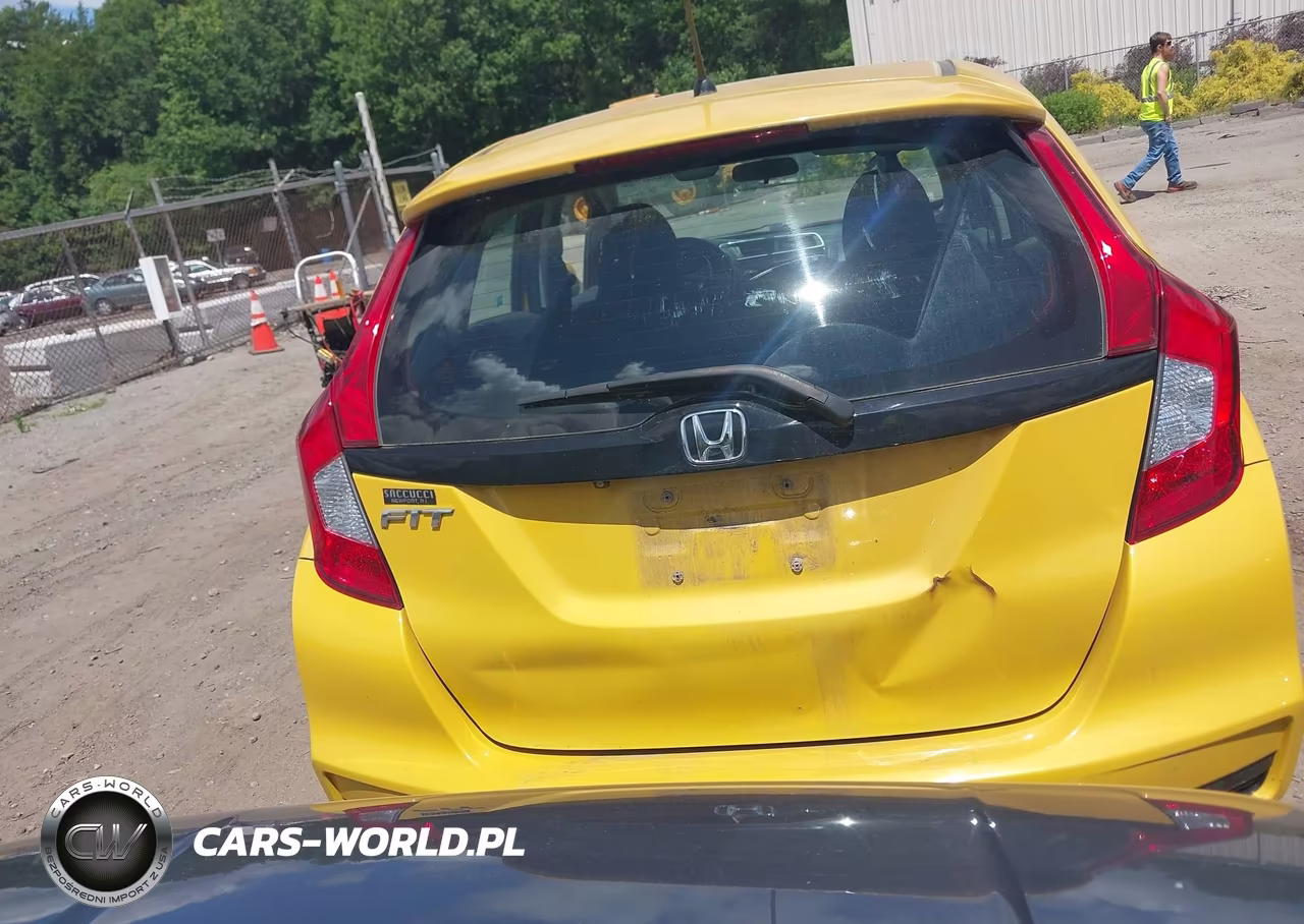 2018 Honda Fit Lx VIN:3HGGK5G45JM712146 - 16