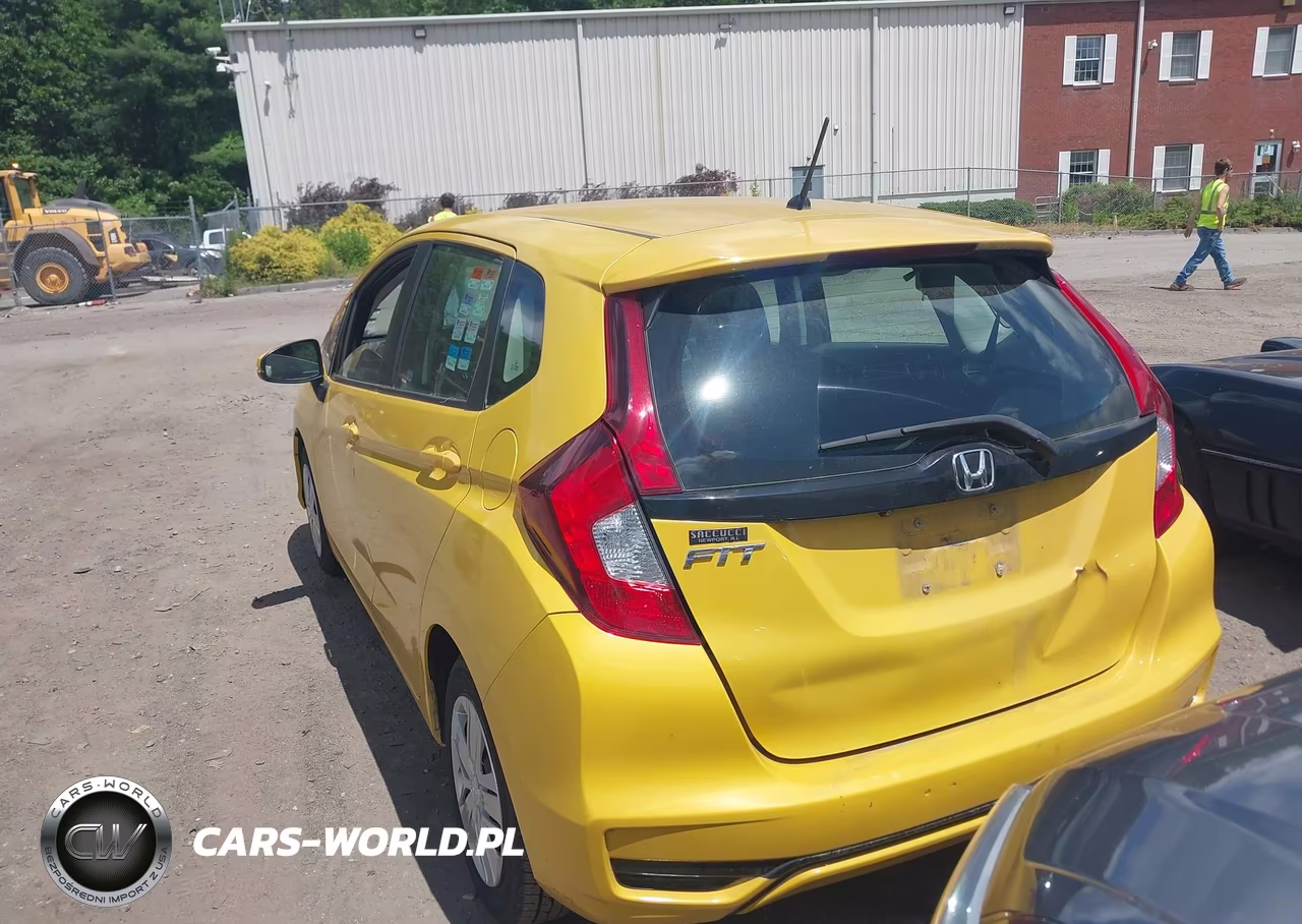 2018 Honda Fit Lx VIN:3HGGK5G45JM712146 - 3