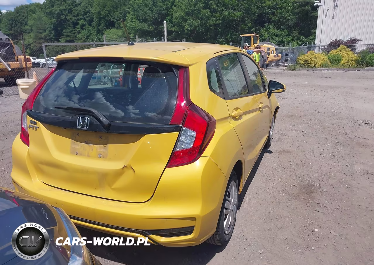 2018 Honda Fit Lx VIN:3HGGK5G45JM712146 - 4