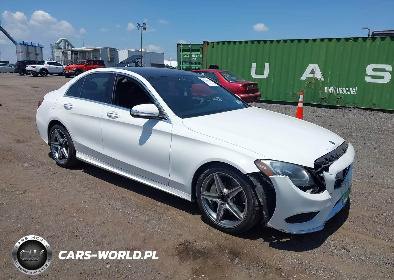 2015 Mercedes-Benz C 300 Sport 4Matic – zdjęcie 1 z 17