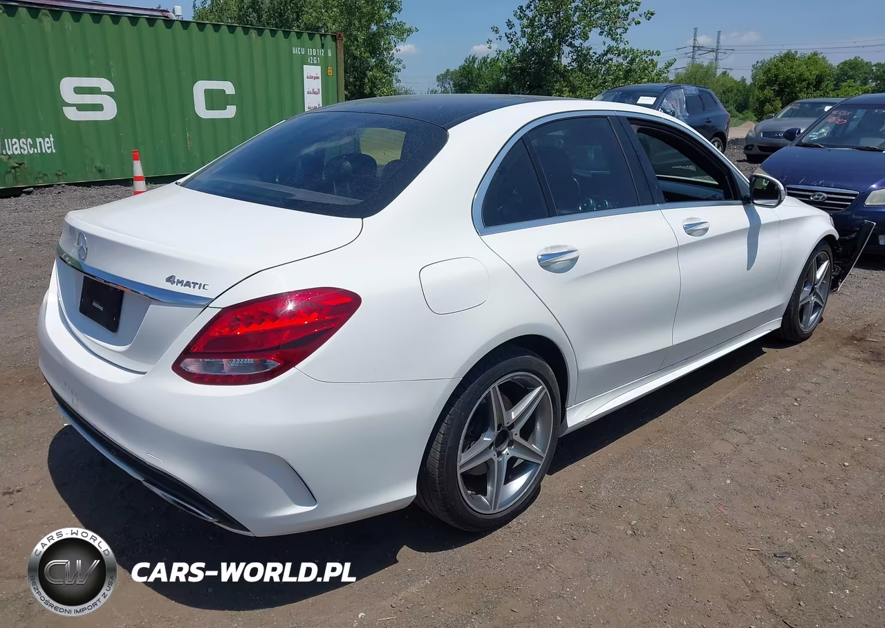 2015 Mercedes-Benz C 300 Sport 4Matic VIN:55SWF4KB2FU032083 - 4