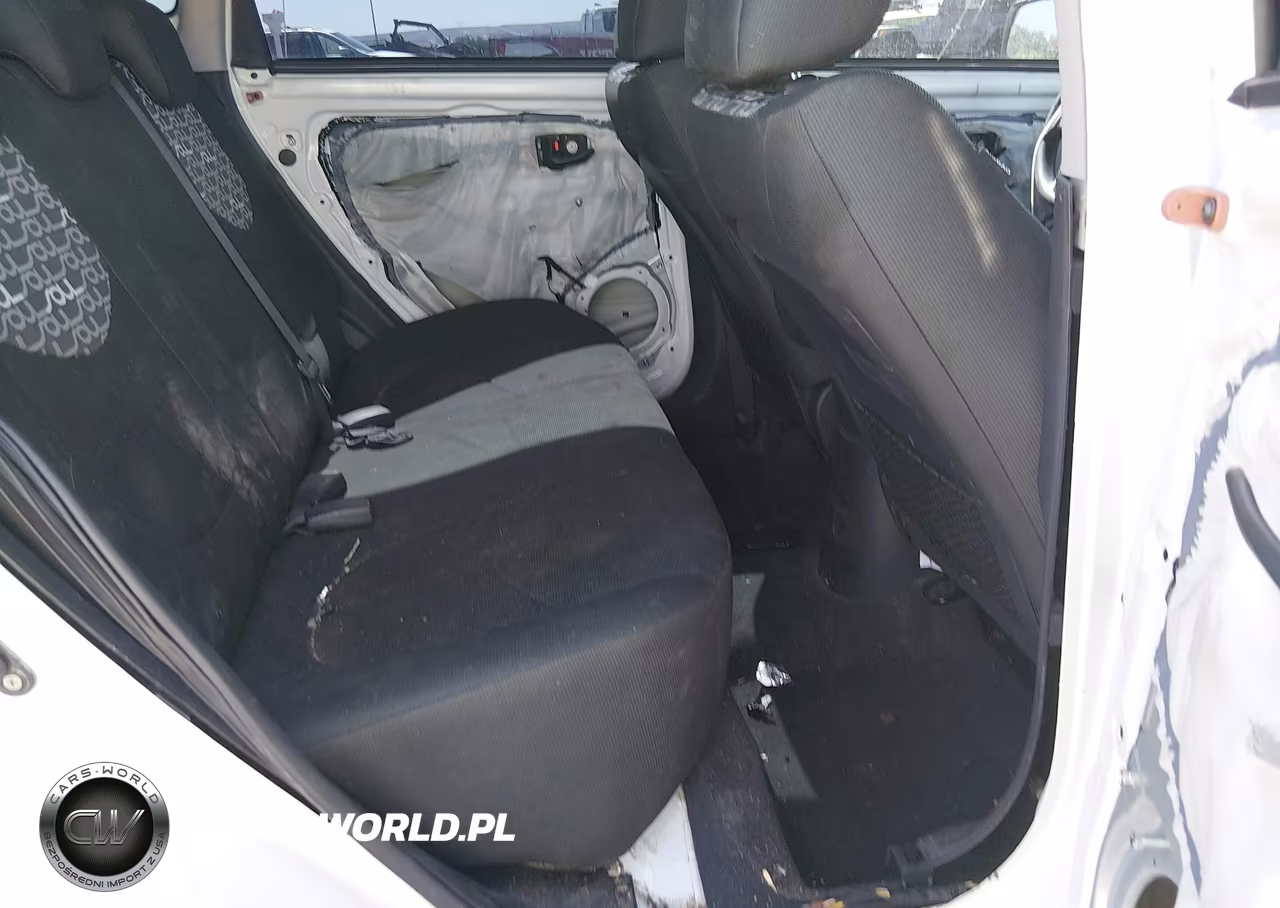 2010 Kia Soul + VIN:KNDJT2A28A7038317 - 8