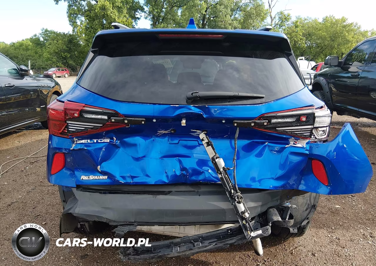 2021 Kia Seltos S VIN:KNDEUCAA7M7043718 - 16