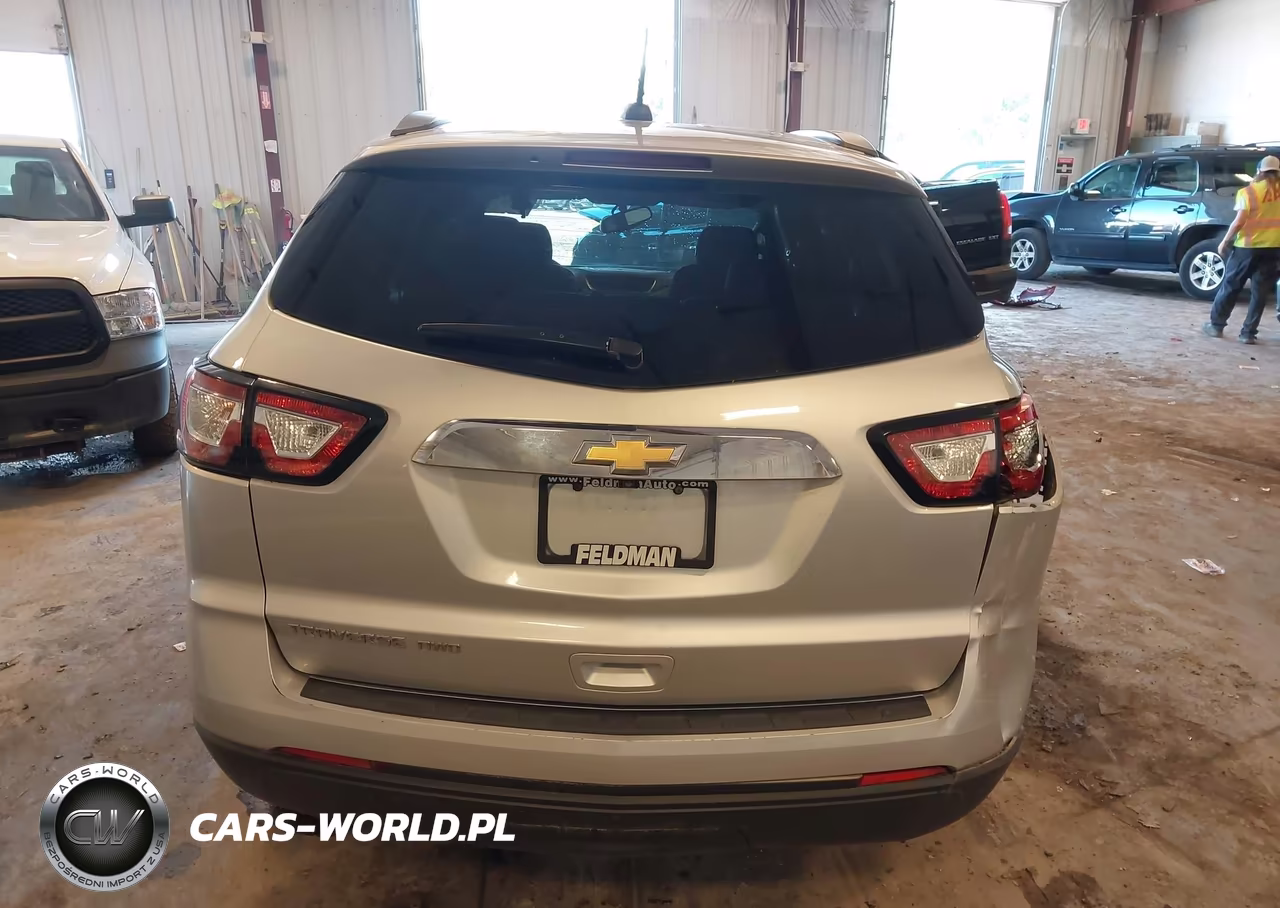 2017 Chevrolet Traverse Ls VIN:1GNKVFKD3HJ298960 - 16