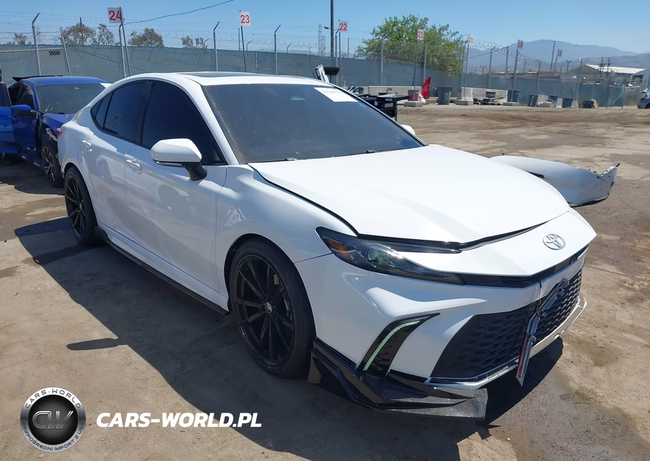 2025 Toyota Camry Se – zdjęcie 1 z 17