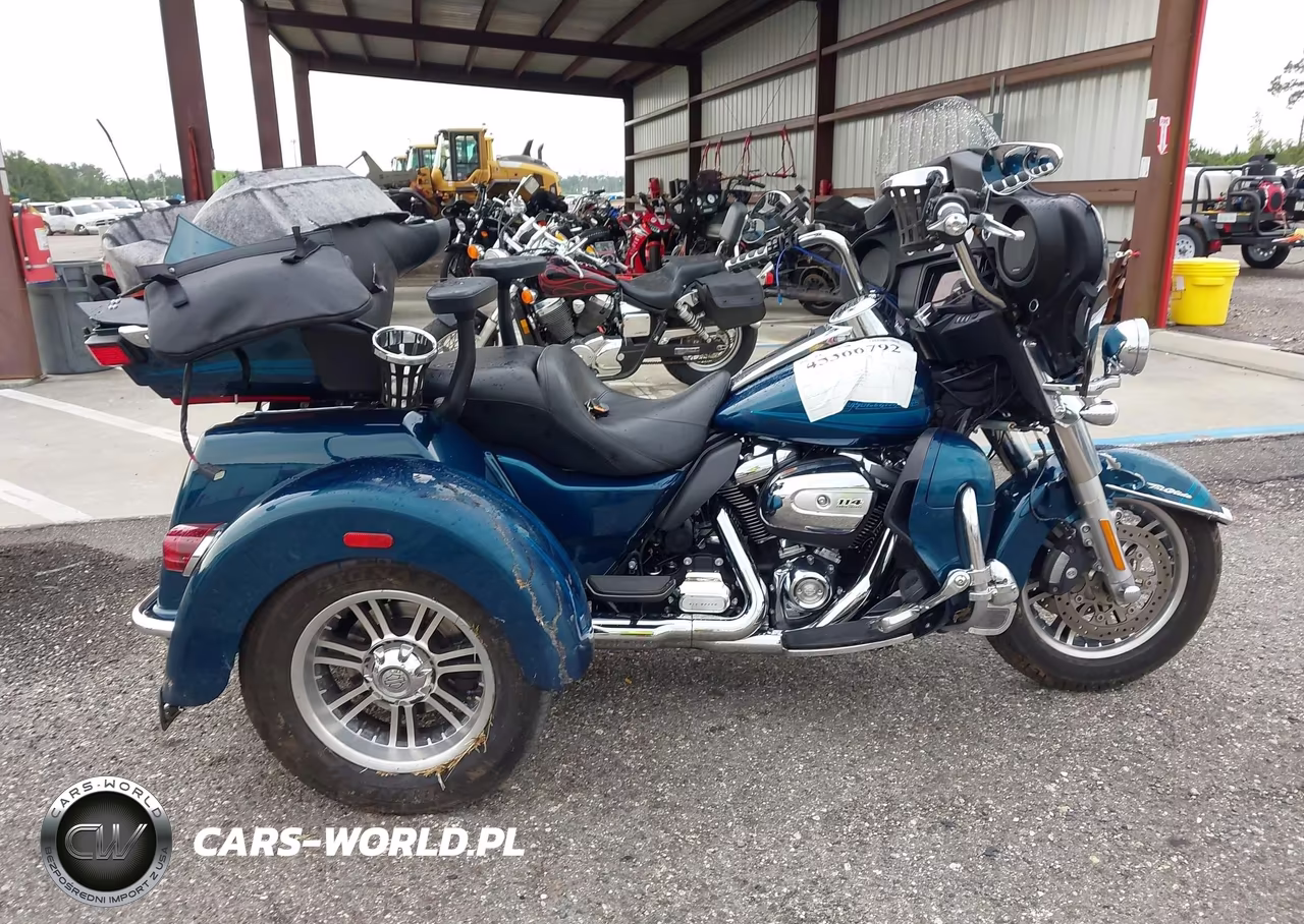 2020 Harley-Davidson Flhtcutg VIN:1HD1MAF12LB857023 - 12