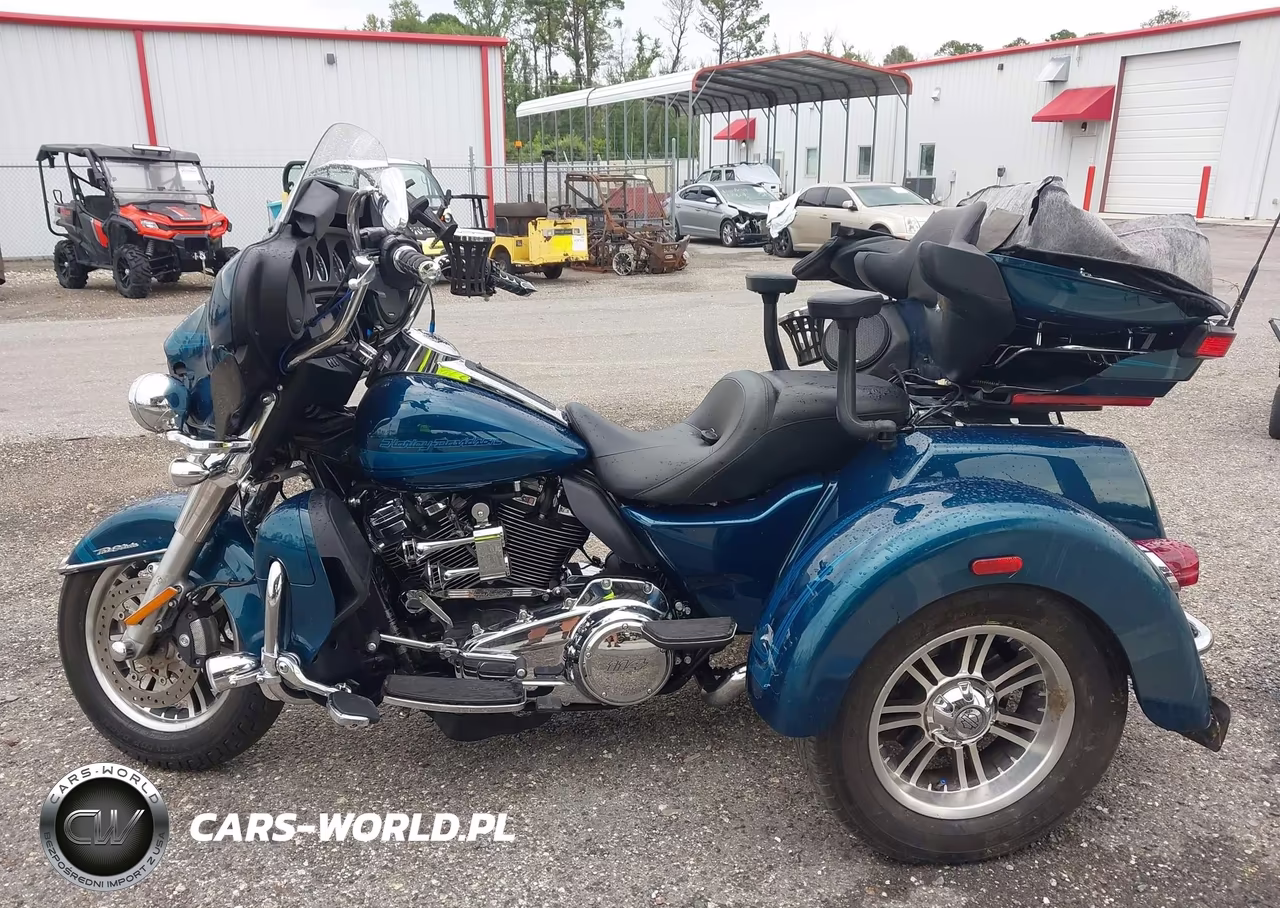 2020 Harley-Davidson Flhtcutg VIN:1HD1MAF12LB857023 - 13
