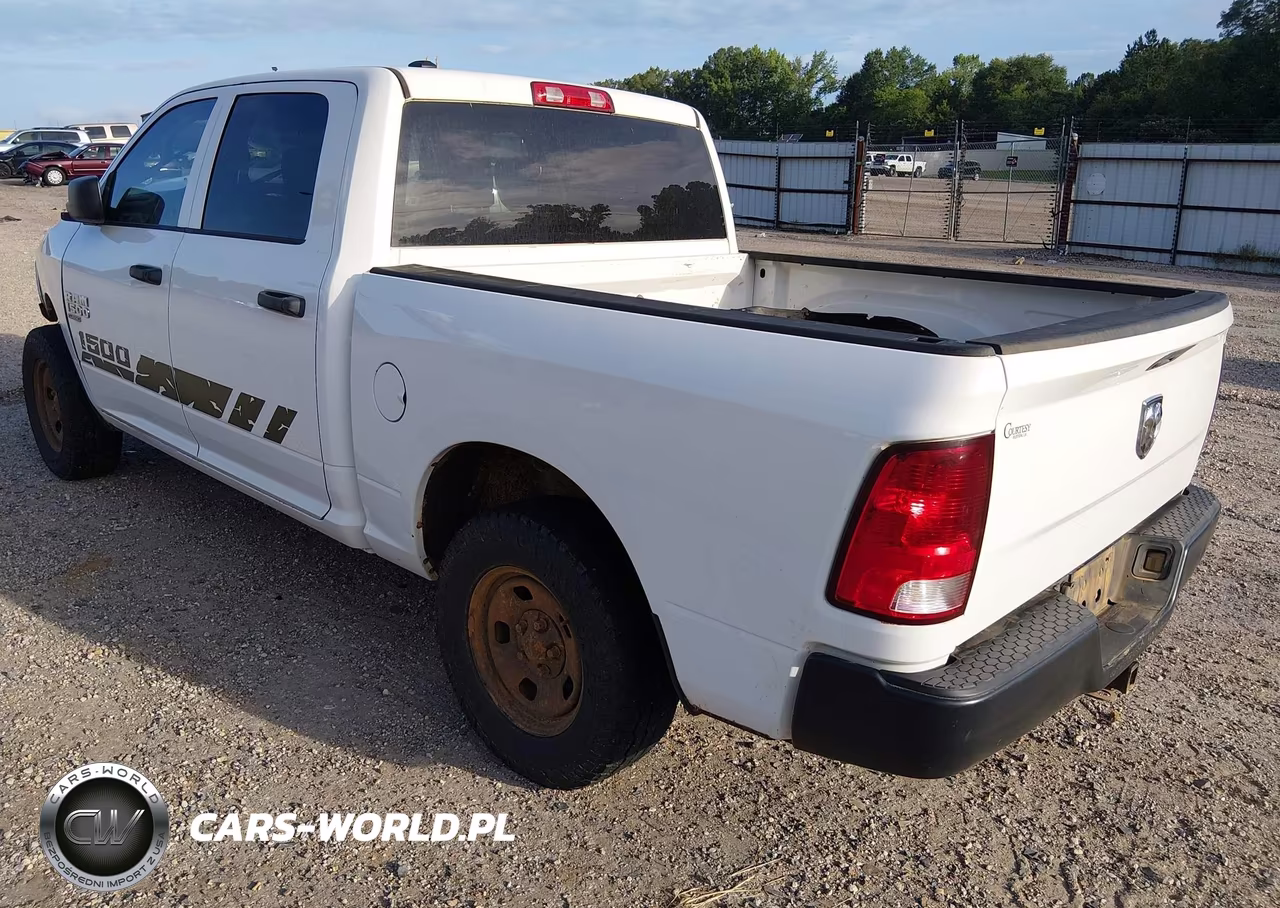2021 Ram 1500 Classic Tradesman 4X2 5'7 Box VIN:1C6RR6KG4MS549471 - 3