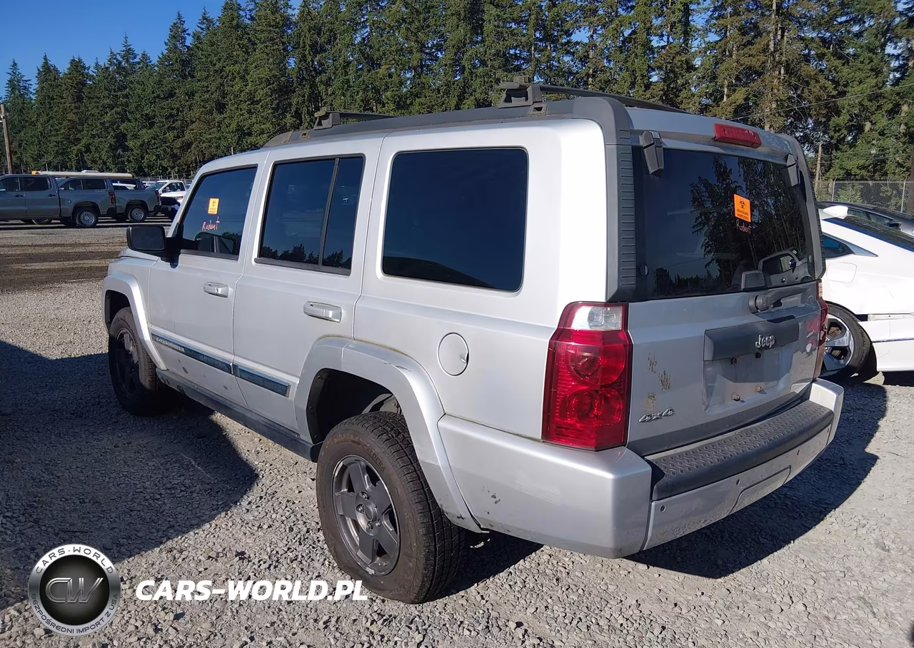 2010 Jeep Commander Sport VIN:1J4RG4GK0AC158219 - 3