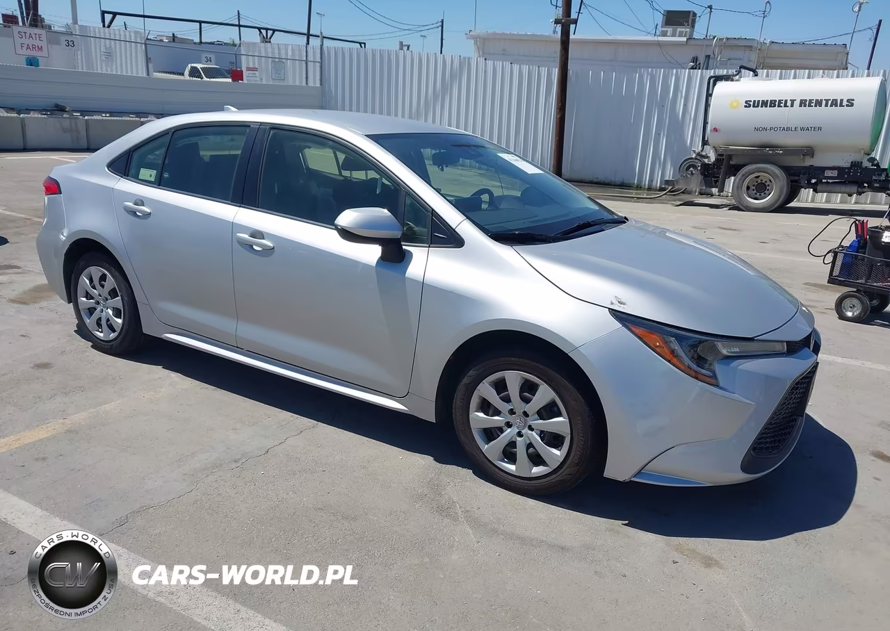2021 Toyota Corolla Le – zdjęcie 1 z 16