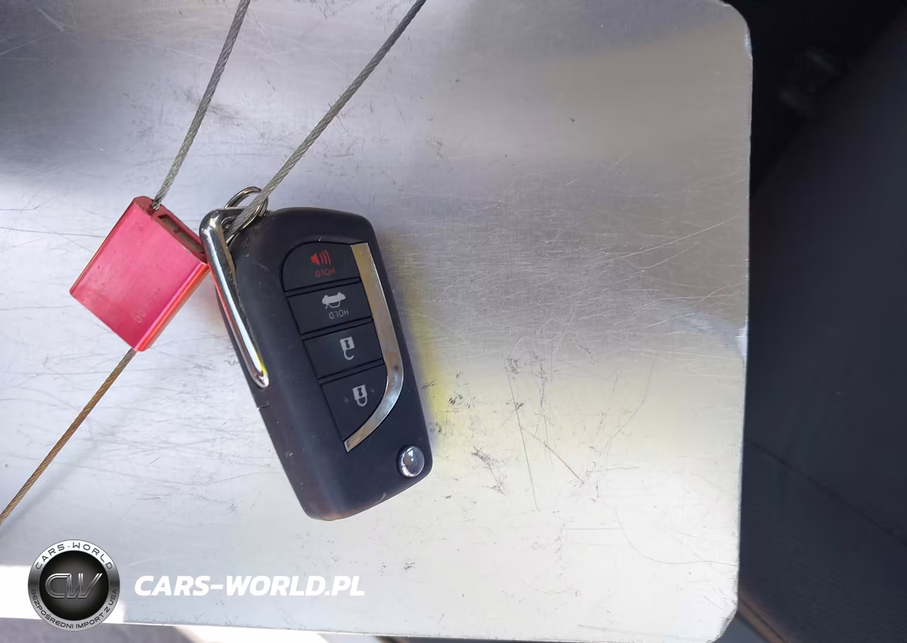 2021 Toyota Corolla Le VIN:JTDEPMAE9MJ148019 - 11