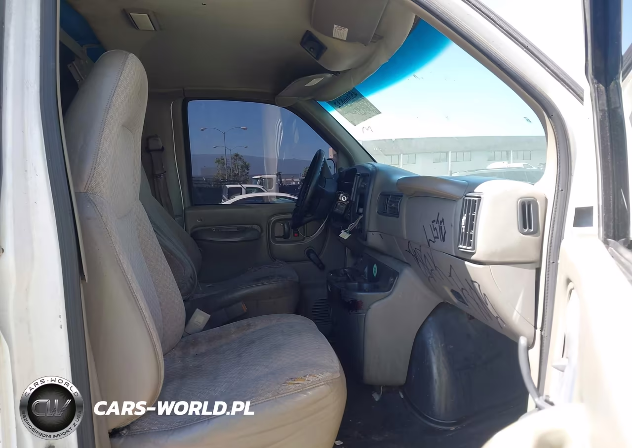 2000 Chevrolet Express VIN:1GCHG35R0Y1240498 - 5