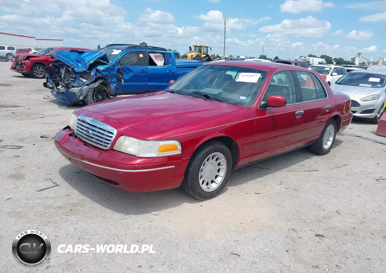 2001 Ford Crown Victoria Lx VIN:2FAFP74W31X135947 - 2
