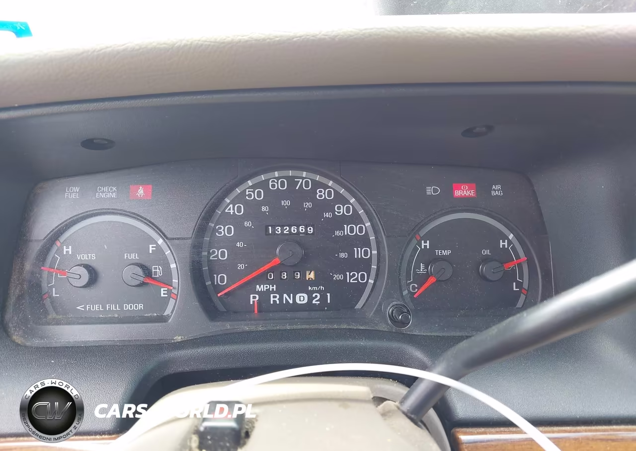 2001 Ford Crown Victoria Lx VIN:2FAFP74W31X135947 - 7