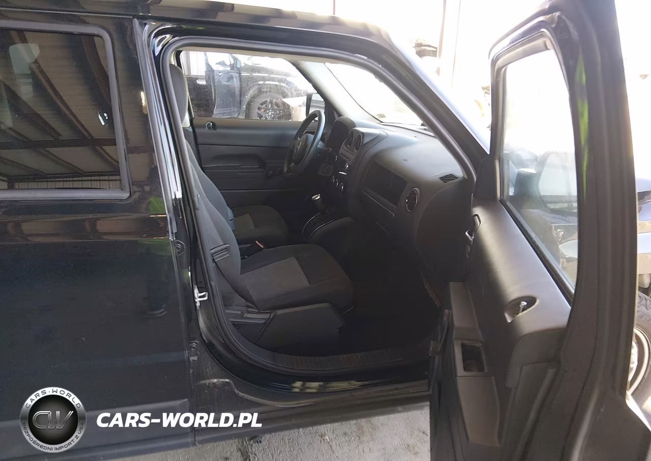 2016 Jeep Patriot Sport VIN:1C4NJPBB5GD761362 - 5