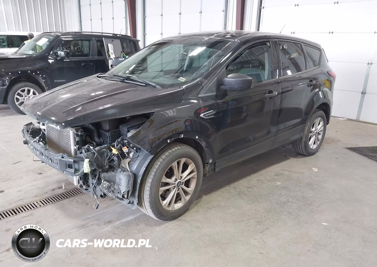 2019 Ford Escape S VIN:1FMCU0F7XKUC03586 - 2