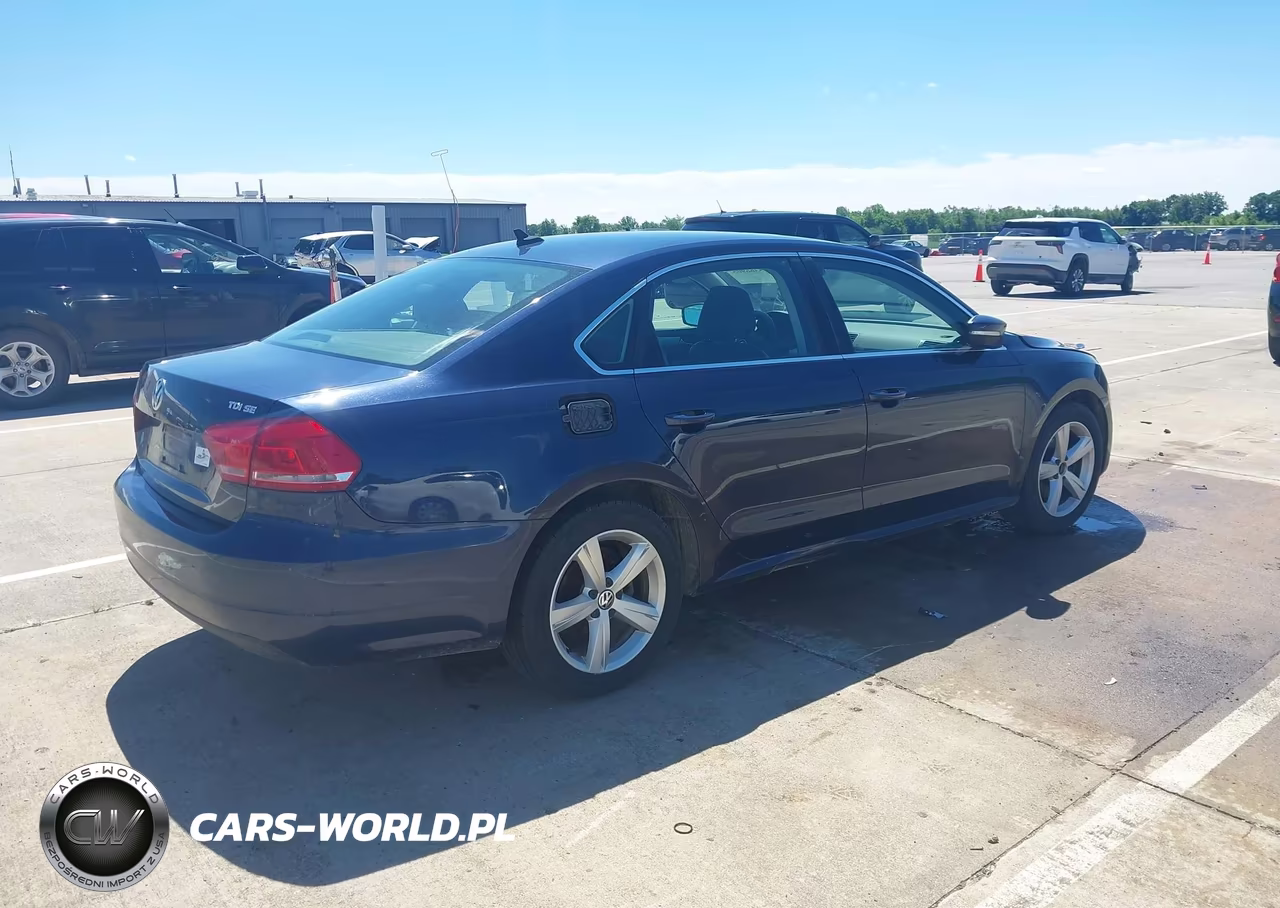 2013 Volkswagen Passat 2.0L Tdi Se VIN:1VWBN7A39DC000091 - 4