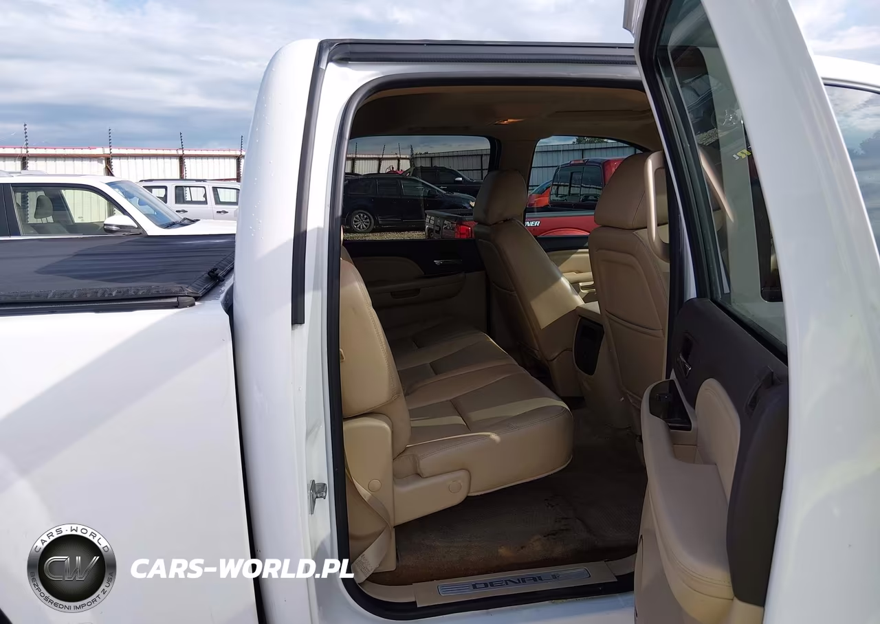 2011 GMC Sierra 1500 Denali VIN:3GTP2XE2XBG366817 - 8