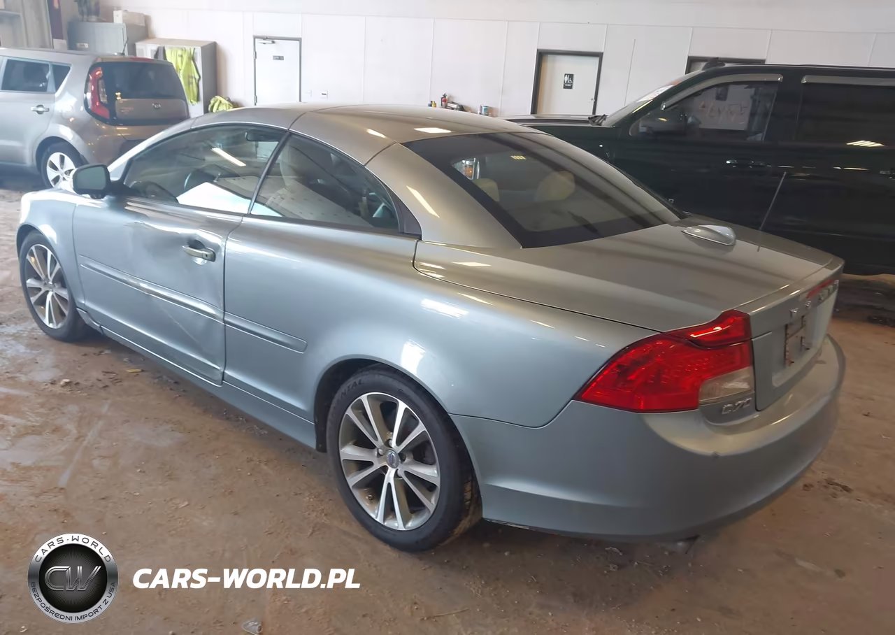 2011 Volvo C70 T5 VIN:YV1672MC6BJ109883 - 3