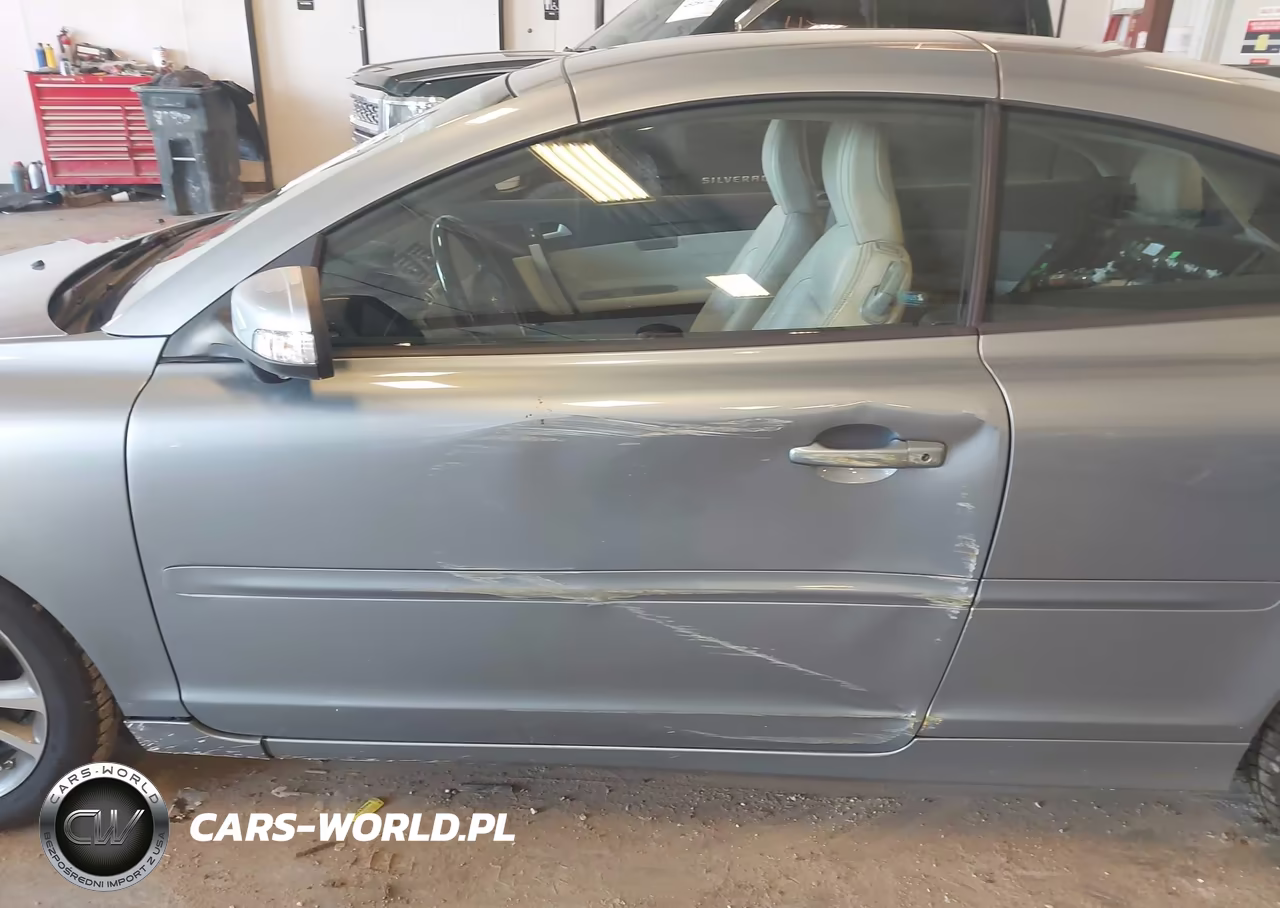 2011 Volvo C70 T5 VIN:YV1672MC6BJ109883 - 6