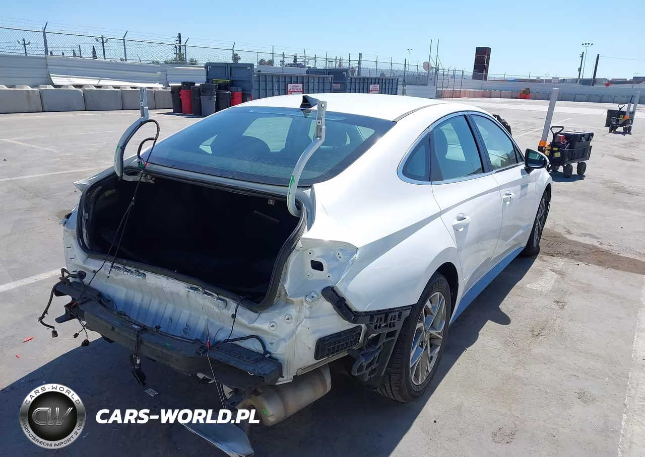 2022 Hyundai Sonata Sel VIN:KMHL64JA8NA236175 - 4