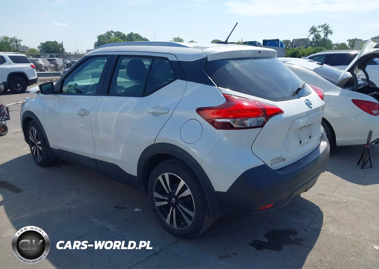 2018 Nissan Kicks Sv VIN:3N1CP5CU1JL538332 - 3