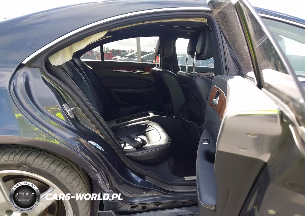 2014 Mercedes-Benz Cls 550 VIN:WDDLJ7DB7EA105074 - 8