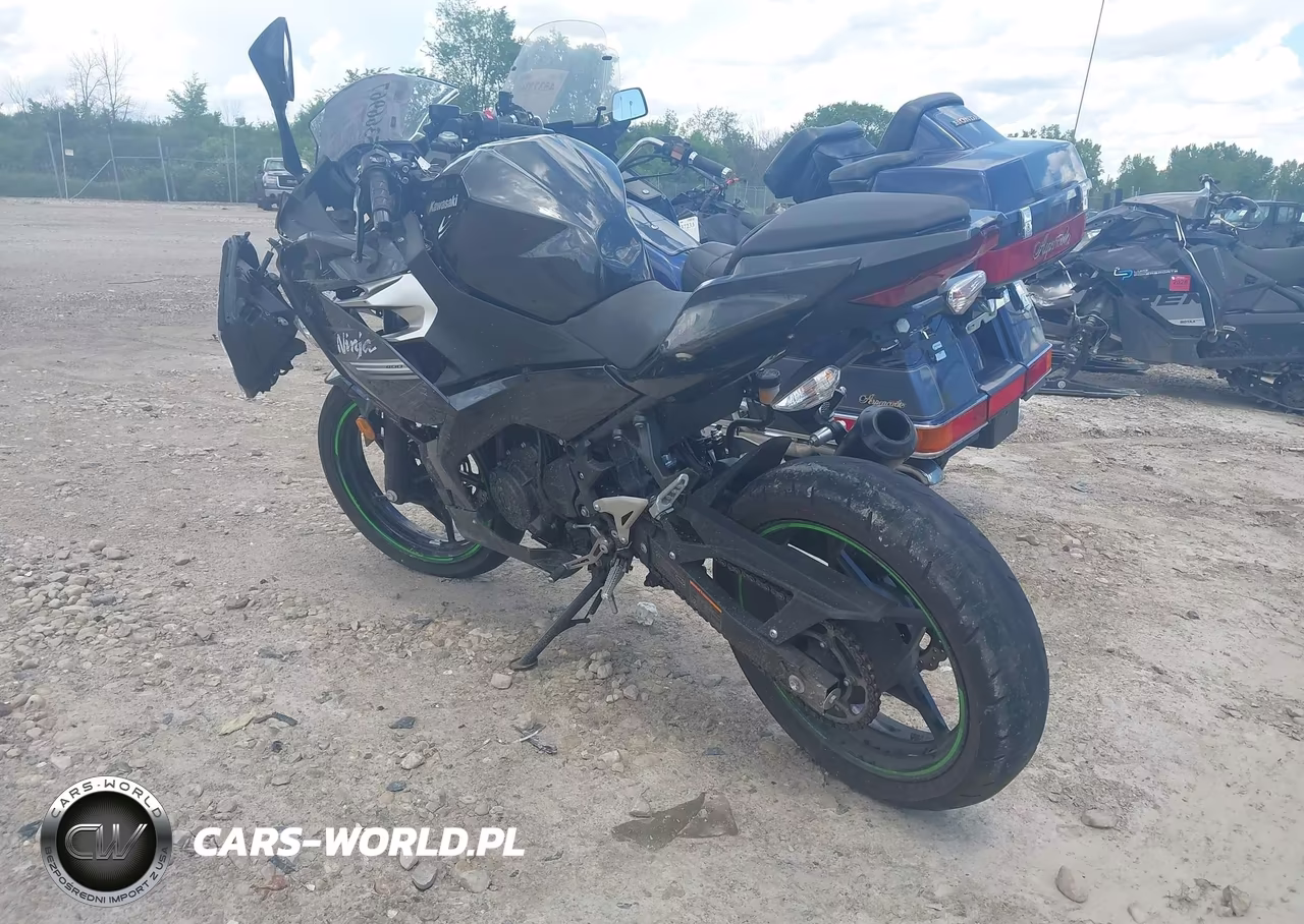 2022 Kawasaki Ex400 VIN:JKAEXKG1XNDAF4698 - 3