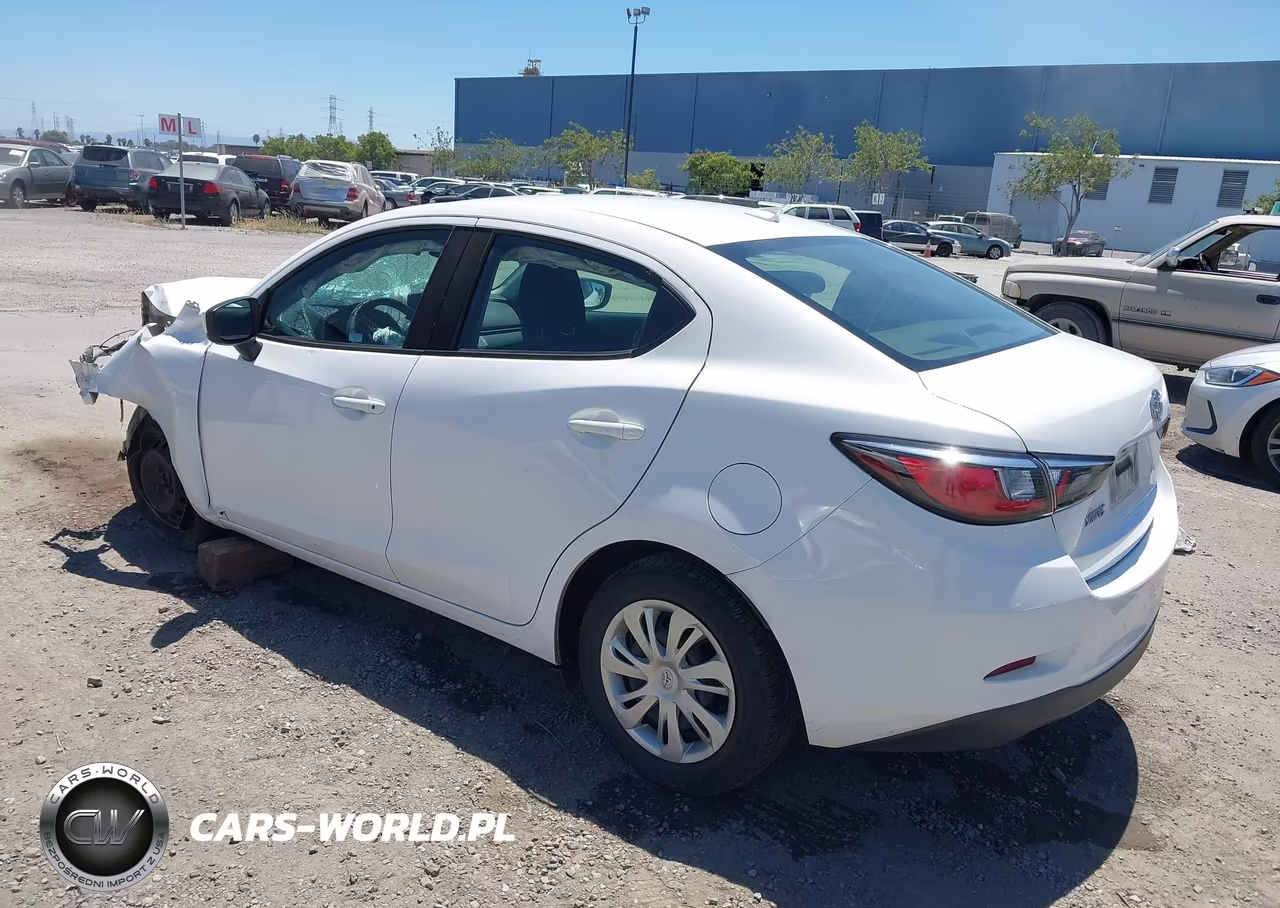 2019 Toyota Yaris L VIN:3MYDLBYV7KY512997 - 3